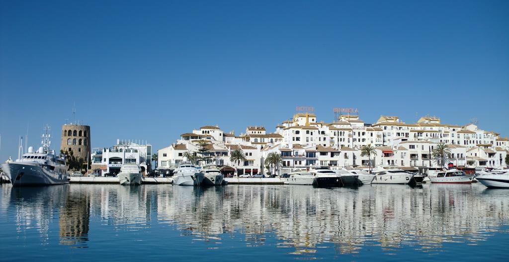 Banus Boutique Muelle Del Ribera Apartment Marbella Luaran gambar